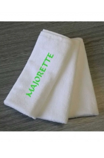 Ręcznik mały z zielonym nadrukiem